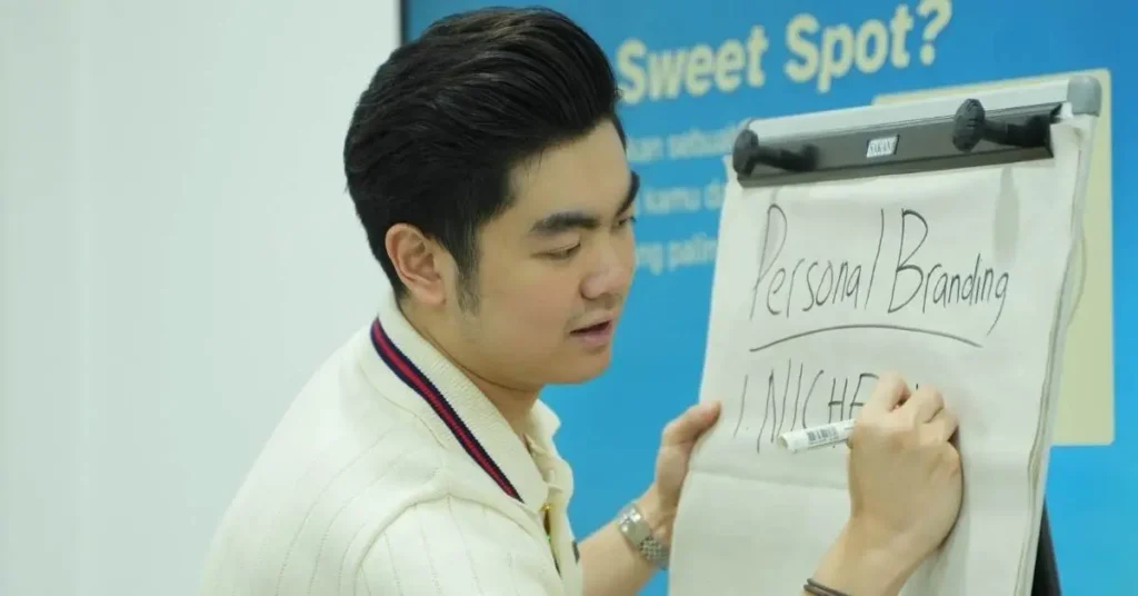 membangun personal branding untuk perkembangan karir