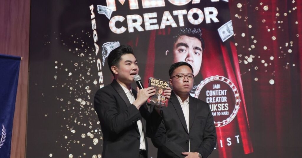 penulis Mega Creator Book