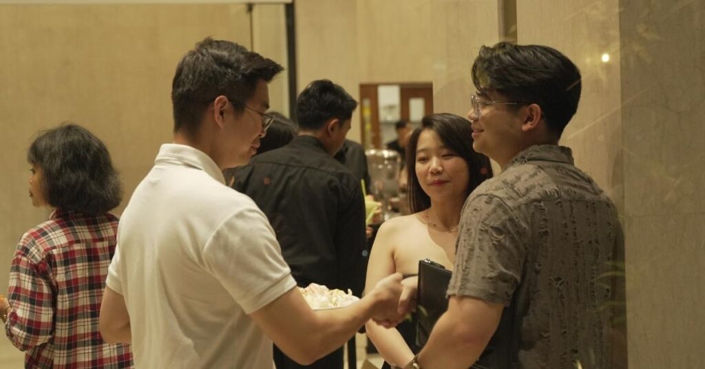 perbedaan influencer dan KOL