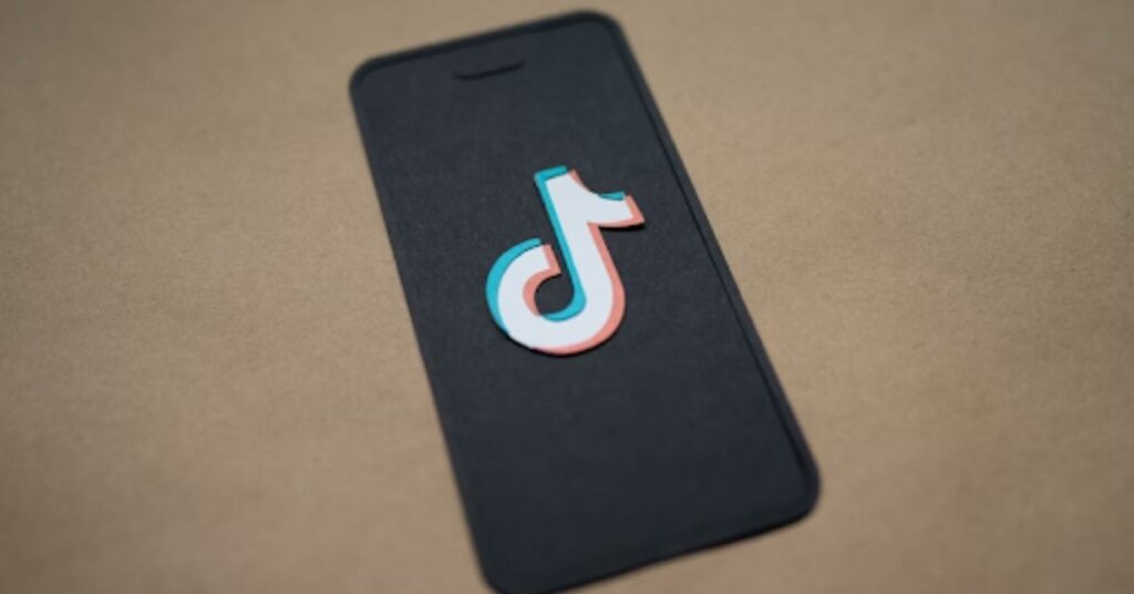 live TikTok dengan minim follower