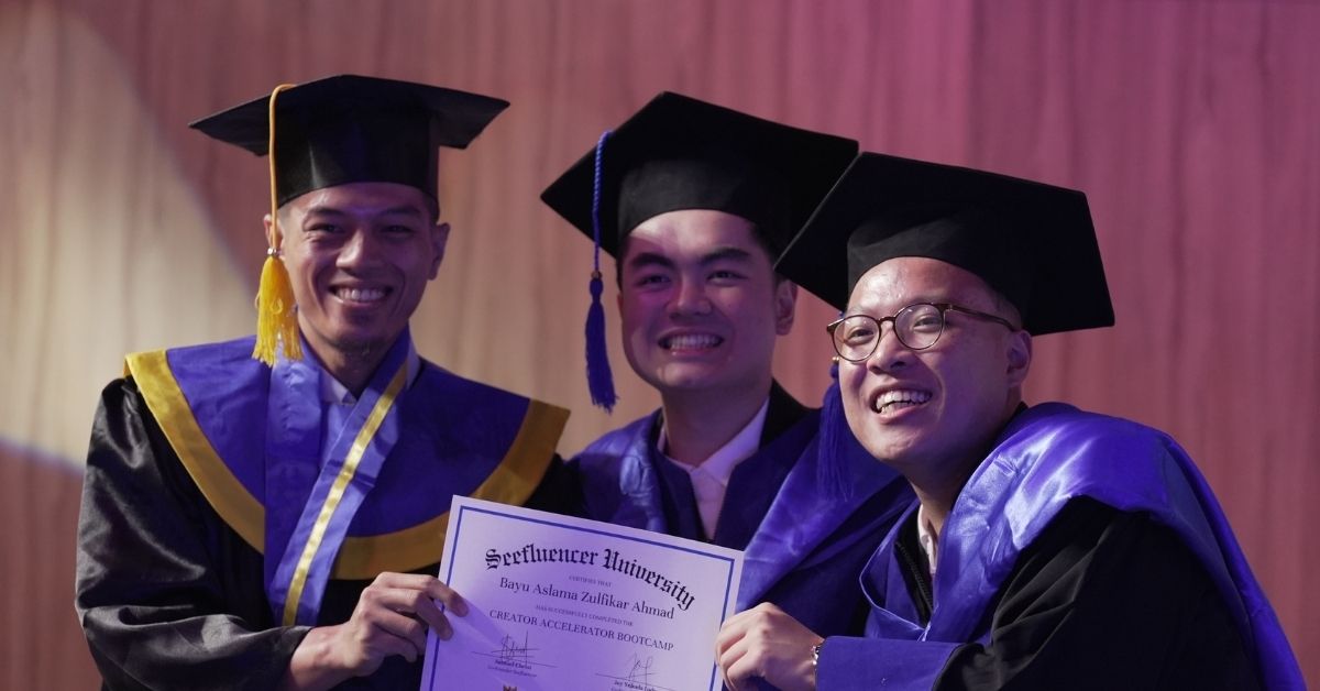 perbandingan kelas media sosial gratis vs berbayar