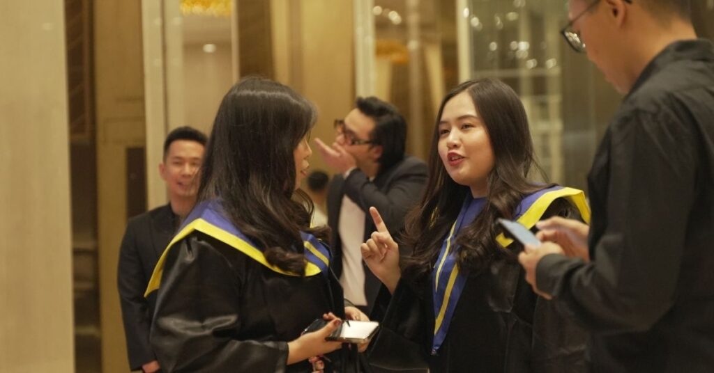 melihat insight youtube